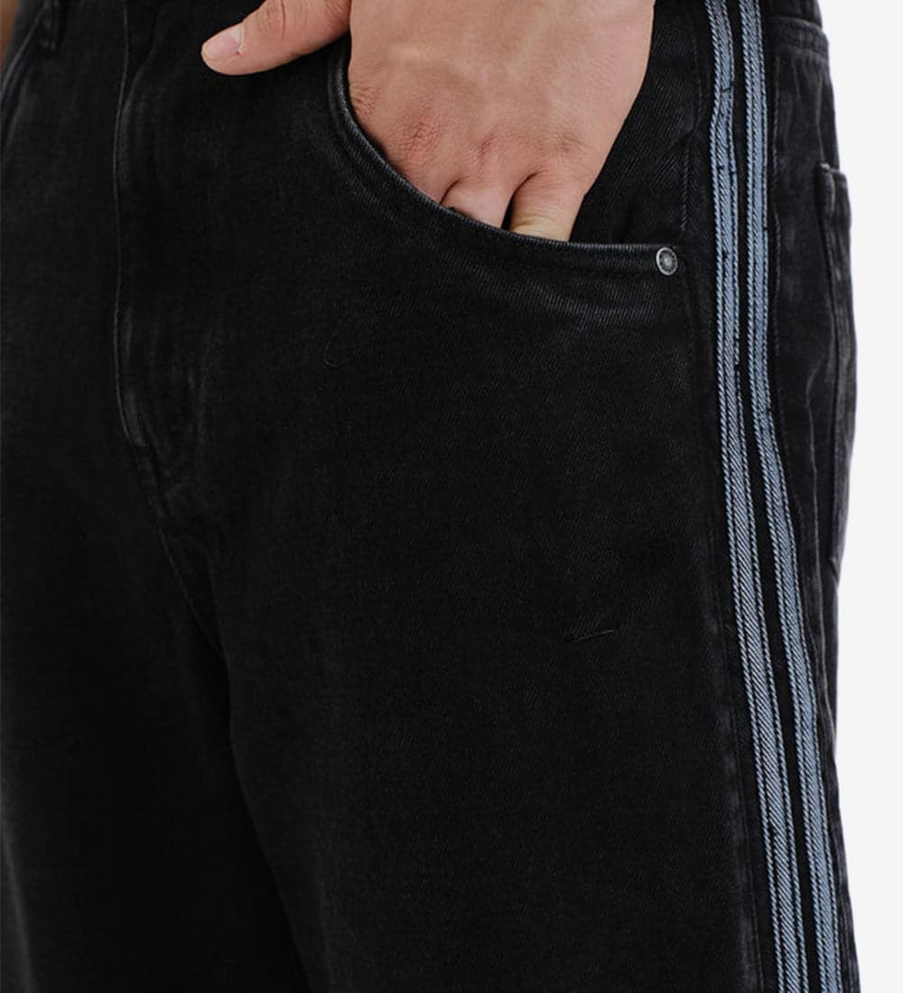 Everyday Relaxed Fit Jeans